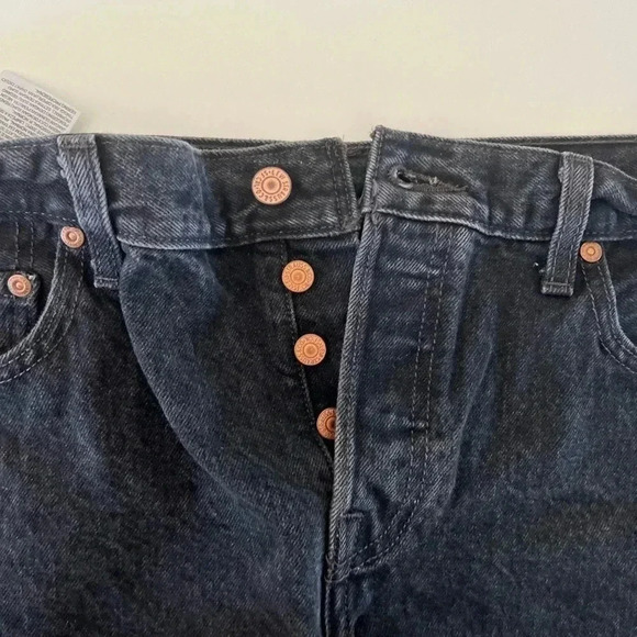 Levi's‎ 501 Black Button Fly Cutoff Denim Jean Shorts Size 30 - Picture 5 of 10